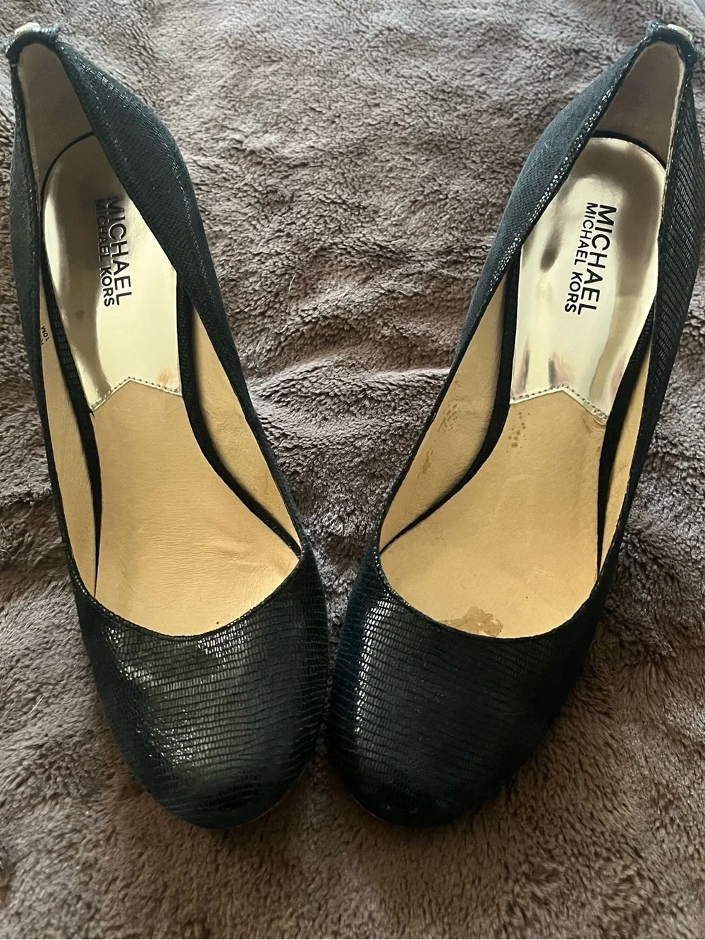 Michael Kors Black Textured Round-Toe Pumps